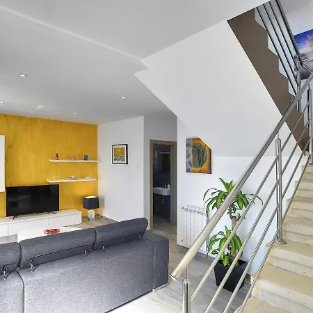Vikendica Comfortable House With Private Pool